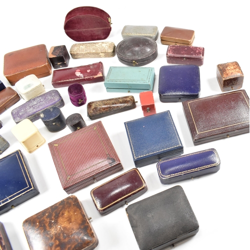 187 - A collection of assorted jewellery boxes. The boxes to include James Ramsay,  S B Beckett, Miller & ... 