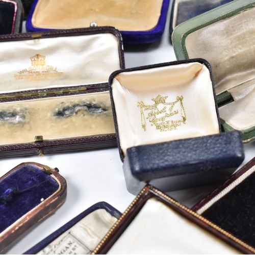 188 - A collection of assorted jewellery boxes. The boxes to include Wilson and Gill, Edward and Sons, E&M... 