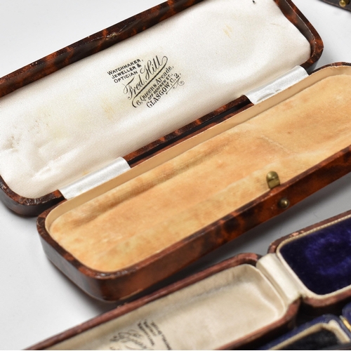 188 - A collection of assorted jewellery boxes. The boxes to include Wilson and Gill, Edward and Sons, E&M... 