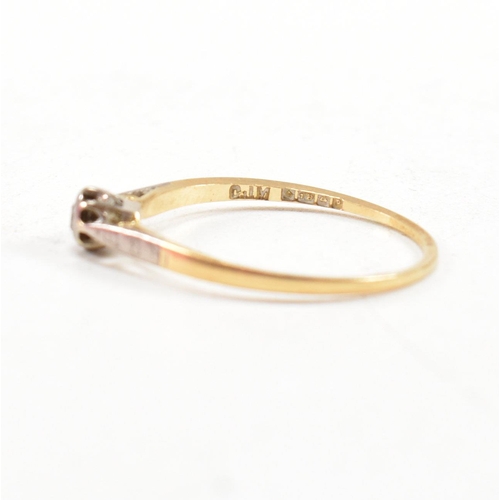 194 - A hallmarked 18ct gold and diamond solitaire ring. The ring hallmarked Birmingham. Weight 2.1g. Size... 