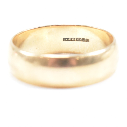 22 - A hallmarked 9ct gold wide band ring. Hallmarked Birmingham. Weight 3.5g. Size P.5. All weights, mea... 