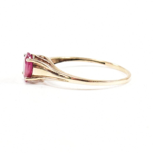 236 - A hallmarked 9ct gold and ruby solitaire ring. Weight 1.4g. Size R. All weights, measurements and si... 