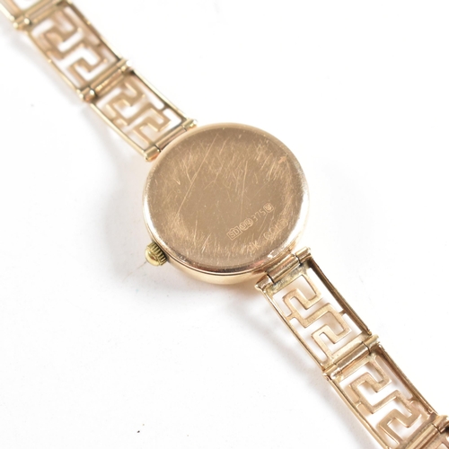 259 - A hallmarked 9ct gold Rotary Elite wrist watch AF. Hallmarked London. Measures 17.5cm. Total weight ... 