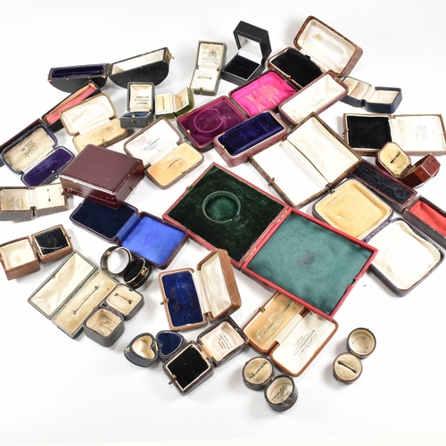 29 - A collection of assorted jewellery boxes. The boxes to include Charles Packer & Co, James Low, Edwar... 