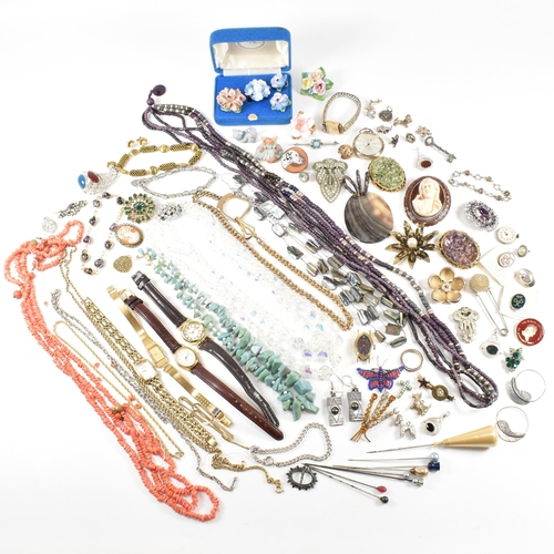 292 - Large collection of costume jewellery. The jewellery to include silver, gold tone, silver tone, char... 