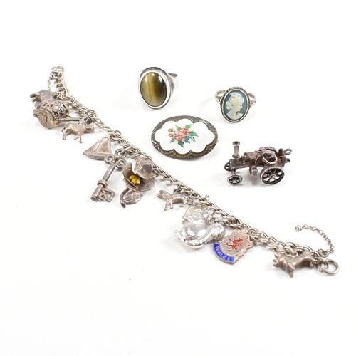 326 - A collection of silver and white metal jewellery. The jewellery to include a hallmarked silver tiger... 