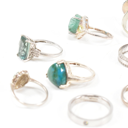 363 - A collection of 925 silver and gem set rings. The rings to include malachite, emerald, paste, CZ, Pe... 