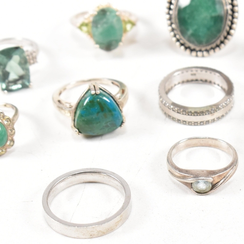 363 - A collection of 925 silver and gem set rings. The rings to include malachite, emerald, paste, CZ, Pe... 