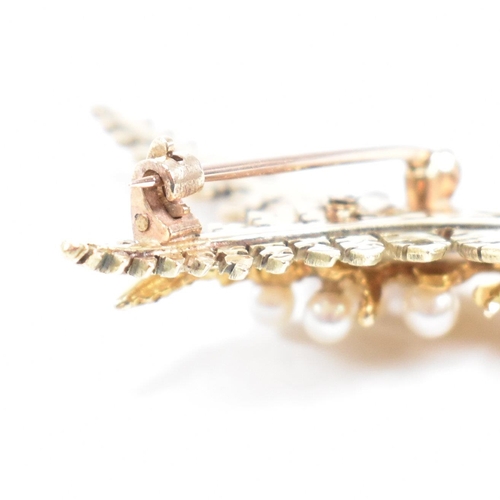 438 - A 1970s hallmarked 9ct gold and pearl spray brooch pin. Hallmarked Birmingham 1976. Sponsor A&W. Wei... 