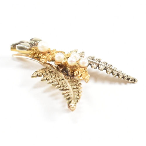 438 - A 1970s hallmarked 9ct gold and pearl spray brooch pin. Hallmarked Birmingham 1976. Sponsor A&W. Wei... 