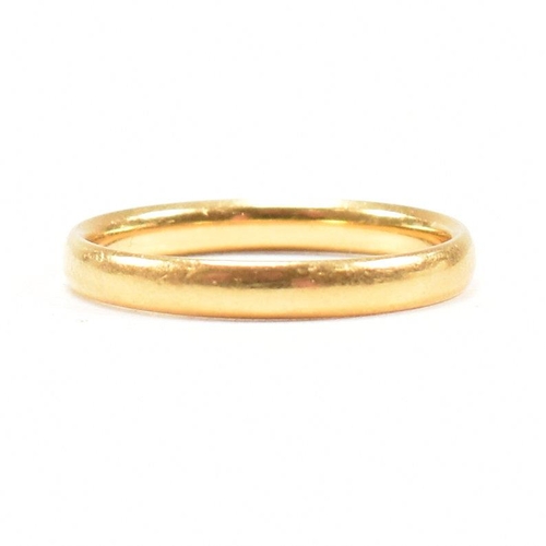 53 - A hallmarked 22ct band ring. The ring hallmarked Birmingham. Weight 2.8g. Size M.5. All weights, mea... 