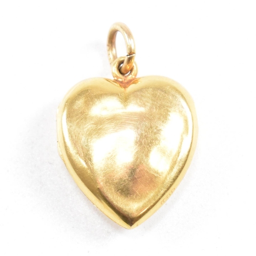 70 - An Edwardian hallmarked 15ct gold heart locket. The locket hallmarked for Chester 1907. Weight 3.7g.... 