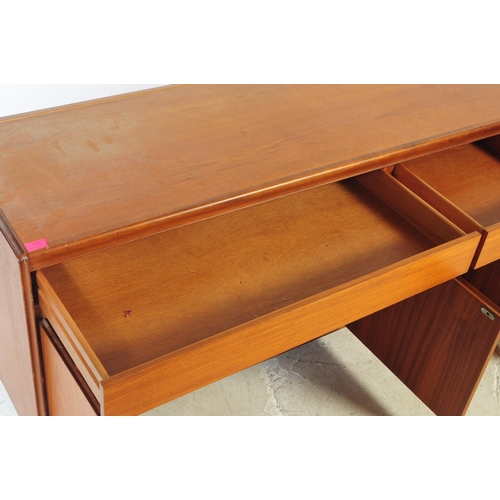 743 - William Lawrence - A mid 20th century circa 1960s teak William Lawrence sideboard / display unit. Th... 