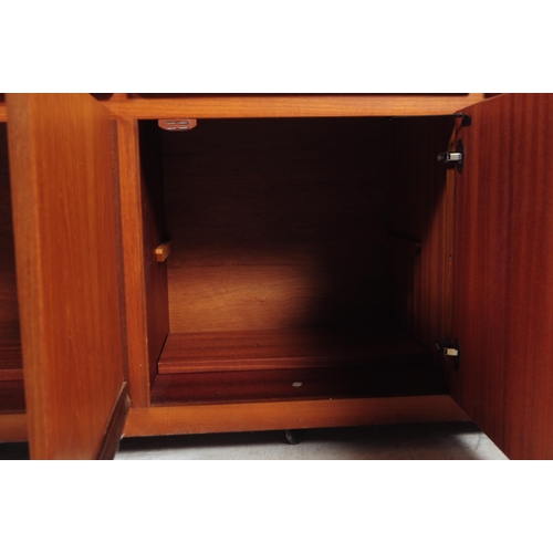 743 - William Lawrence - A mid 20th century circa 1960s teak William Lawrence sideboard / display unit. Th... 