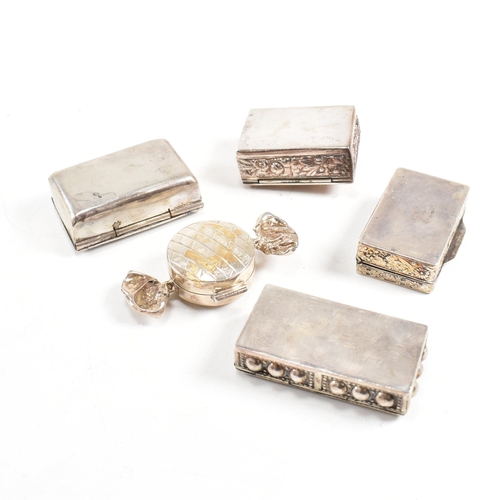 152 - A collection of silver and white metal trinket boxes.The boxes having various decorative lids includ... 