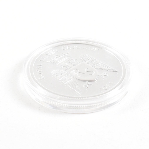 169 - Aÿ one oz 2011 Royal Silver Company coin. The coin being marked .99999 extra fine silver. The coin h... 