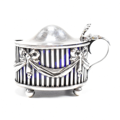 28 - A collection of hallmarked silver items.The lot to include a cased set of six coffee spoons. The tea... 