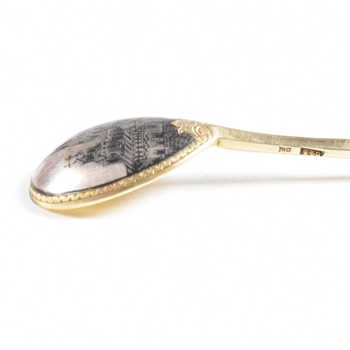 6 - VASILI SEMENOV - A late 19th century cased Russian silver gilt and niello tea service spoon suite. T... 