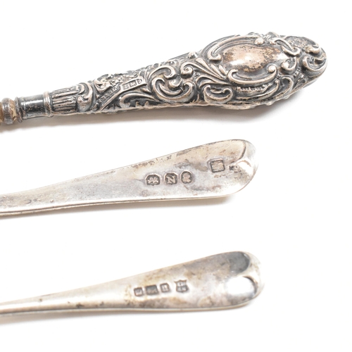 80 - A collection of hallmarked silver items. The lot to include an Edward VII cased napkin ring of octag... 