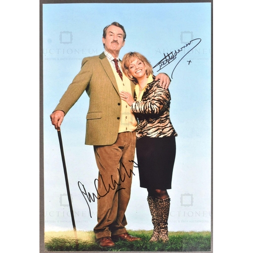 77 - The Green Green Grass (2005-2009 Only Fools & Horses Spin-off Sitcom) - autographed 8x12