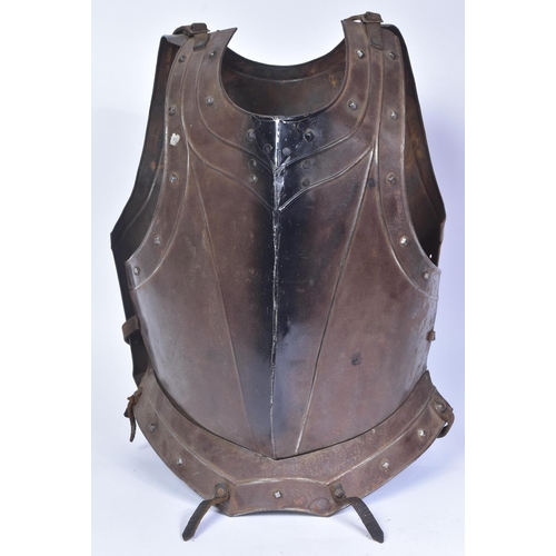 123 - A 20th Century replica of a 17th Century style Cuirass body armour. The breast plate and back plate ... 