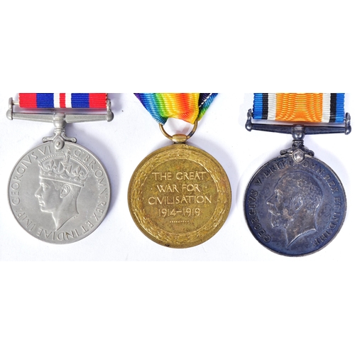 129 - A WWI First World War medal pair awarded to one 69511 Gnr J. Hauxwell of the Royal Artillery along w... 