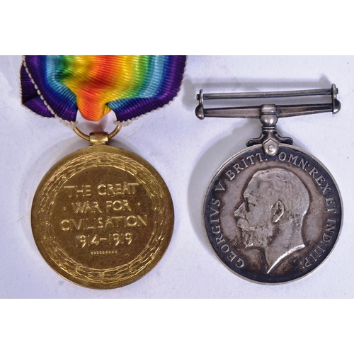 148 - A WWI First World War Medal pair awarded to one 11527 Bombardier T Greenslade of the Royal Artillery... 