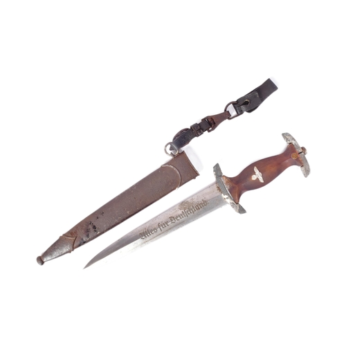 230 - A WWII Second World War Third Reich Nazi German SA Officers dress dagger. The dagger having a shaped... 