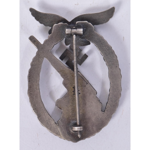 339 - A WWII Second World War Third Reich Nazi German Anti Aircraft / Army Flak badge. The badge depicting... 