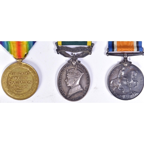 343 - A WWI First World War medal pair awarded one T-425637 Driver R.A.M Cunning of the Army Service Corps... 