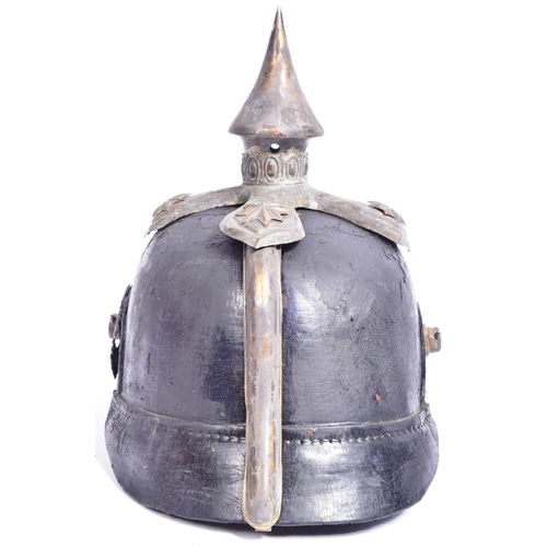 44 - A WWI First World War Imperial German / Prussian Grand Duchy of Baden Officers Pickelhaube helmet. L... 