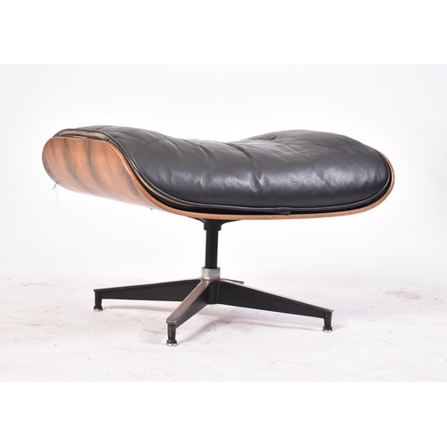 100 - Charles & Ray Eames for Herman Miller - Model '670' lounge chair and '671' ottoman - A retro 20th ce... 