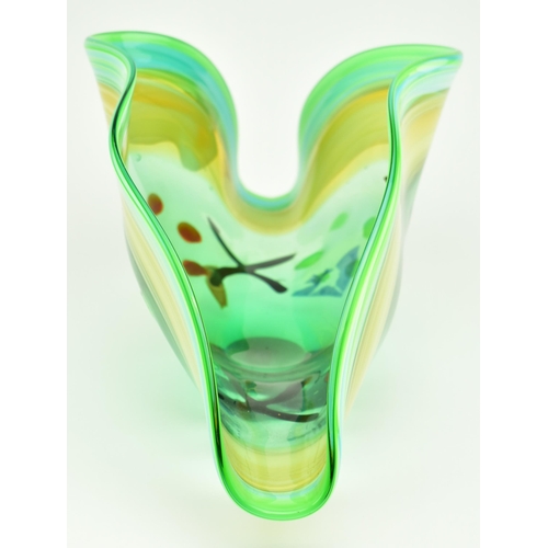 111 - Vig Glass Inc - A 20th century hand blown studio art glass centrepiece. The centrepiece of fan shape... 