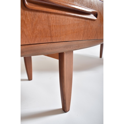 127 - Victor B. Wilkins - G Plan - Fresco Range - A retro mid 20th century circa 1960s teak wood dressing ... 