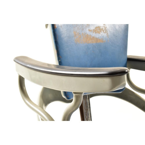 180 - Ritter Ag - a vintage mid 20th century circa 1940s dentist articulated chair. The chair having head ... 