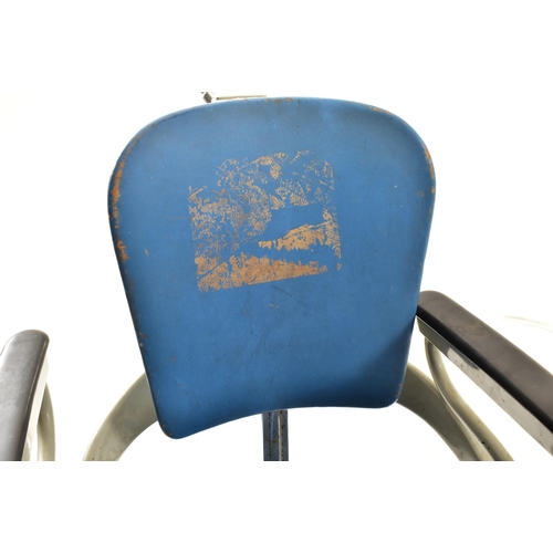 180 - Ritter Ag - a vintage mid 20th century circa 1940s dentist articulated chair. The chair having head ... 