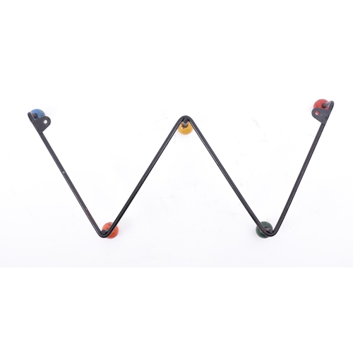 186 - A retro mid 20th century sputnik / atomic coat hook rack of 'W' shape form. The rack with painted mu... 