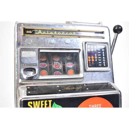 191 - Aristocrat Nevada - A vintage 20th century 1960s one arm bandit slot machine. The fruit / games mach... 