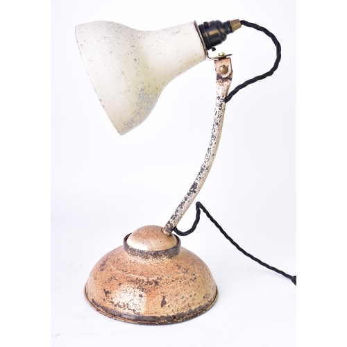 312 - H W Victor Ltd - Betta C - A retro mid 20th century circa 1950s metal desk table lamp light. The lam... 