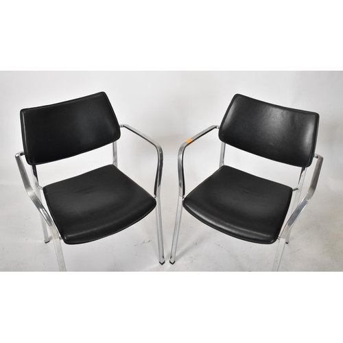 418 - Jorge Pensi for Akaba - Branka chairs - A pair of retro 20th century Spanish designer office armchai... 