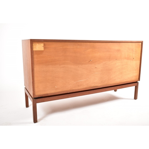 445 - Greaves & Thomas - A retro mid century teak wood sideboard credenza. The sideboard having a bank of ... 