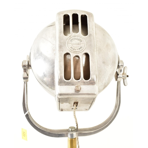 520 - Strand Patt 23 - a vintage 20th century chrome metal stage theatre light on stand. The stand mounted... 