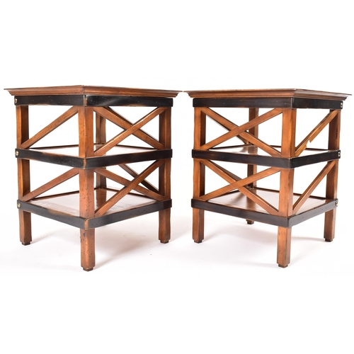 63 - Roche Bobois - Paris - A pair of Architecte II end tables. The side low tables having a a squared fl... 