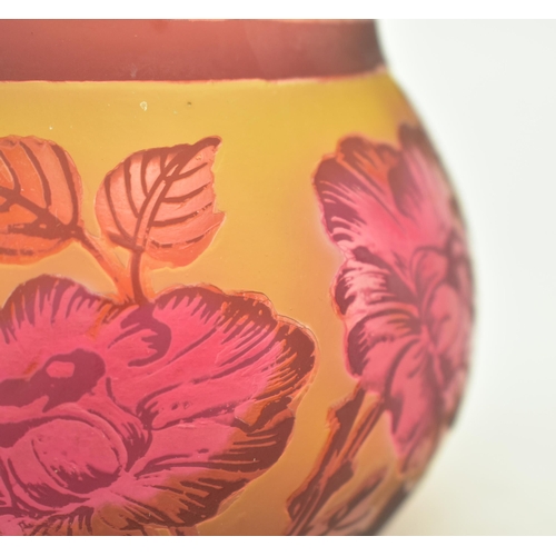 55 - Émile Gallé (b.1846-1904) - A 19th century Art Nouveau multi-layered Cameo glass vase. The vase of s... 