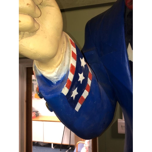 645 - A very large contemporary fiberglass figure in the form of Uncle Sam. The large display / prop / sho... 