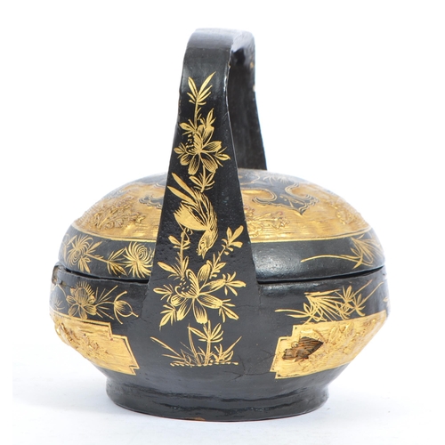 324 - An early 20th century circa 1920s Chinese lacquered gilded paper mache marriage / wedding basket foo... 