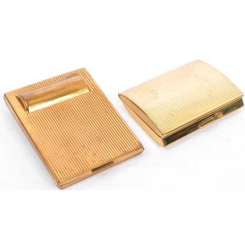 375 - A collection of vintage 20th century vanity compacts and cigarette cases. To include a vintage compa... 