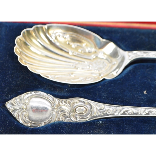 389 - A pair of 20th Century silver plated serving spoons, in original fitted box, by John Batt & Co Ltd, ... 