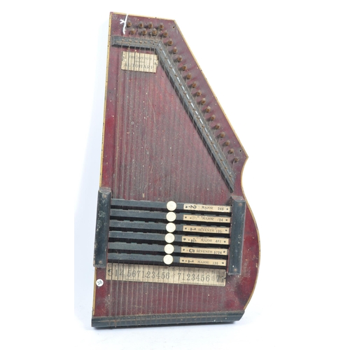 400a - Musical Instruments: An early 20th century Artist's Autoharp. The wooden body with strings and origi... 