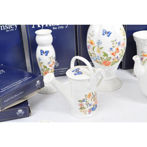 45 - Aynsley - A collection of vintage 20th century china porcelain boxed items. To include, most in the ... 